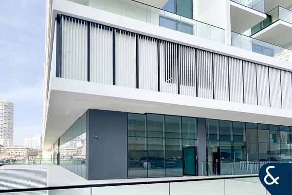 Prime Corner Unit | Modern Building | JVC